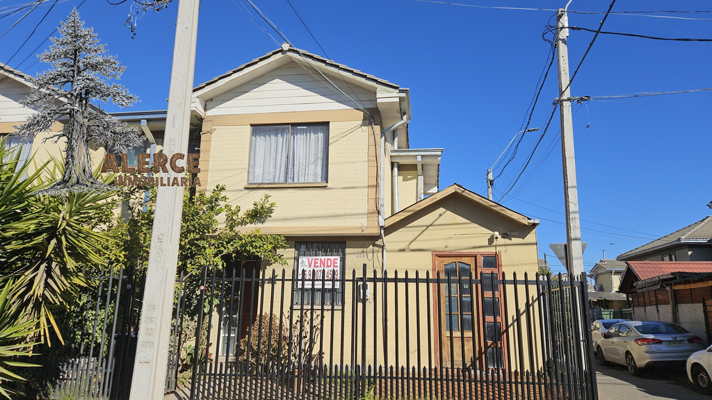 Casa Esquina con 4 Dormitorios en Bosques de Santa Clara — imagen 1 en Rancagua | Alerce Inmobiliaria